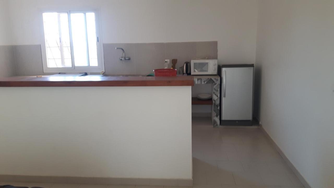 Appartement Familial Spacieux Avec Climatisation Ziguinchor Exteriör bild