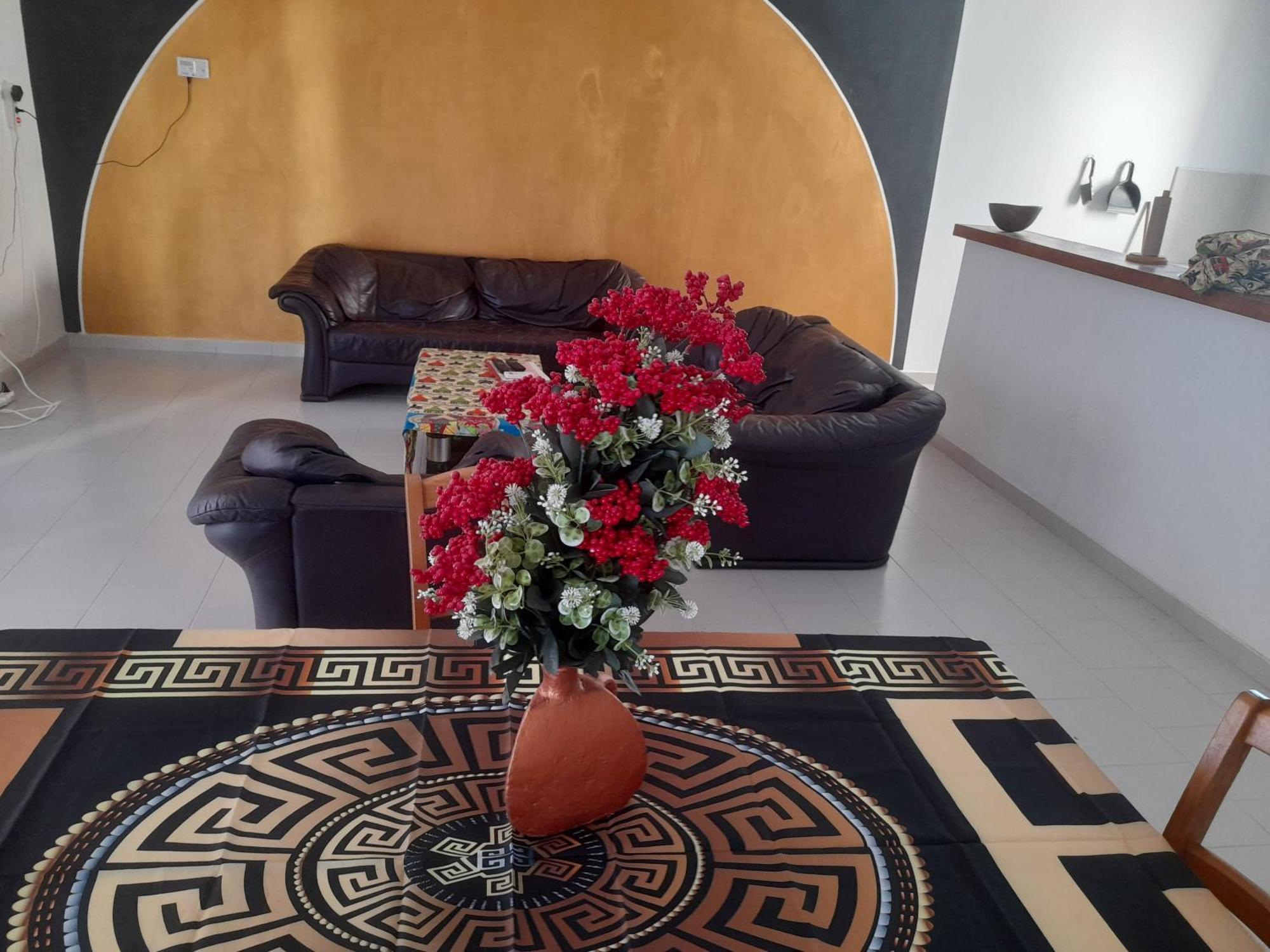 Appartement Familial Spacieux Avec Climatisation Ziguinchor Exteriör bild